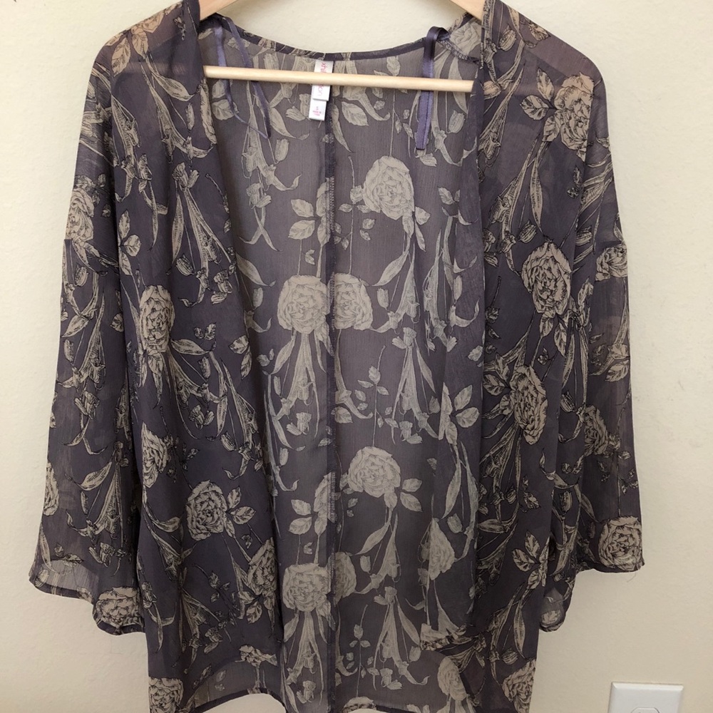 Floral kimono